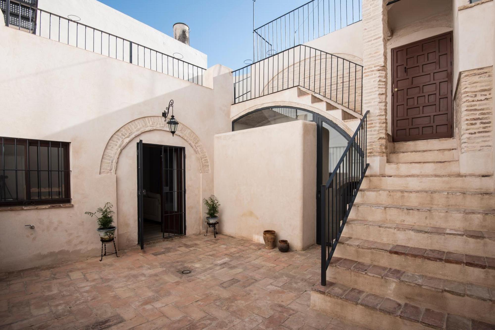 La Casa Del Santo Carmona (Seville)
